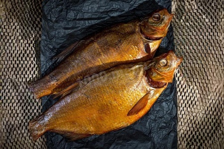 Лещ  Цимлянский холодного копчения крупный вес фото в магазине Рыба-Сочи.рф